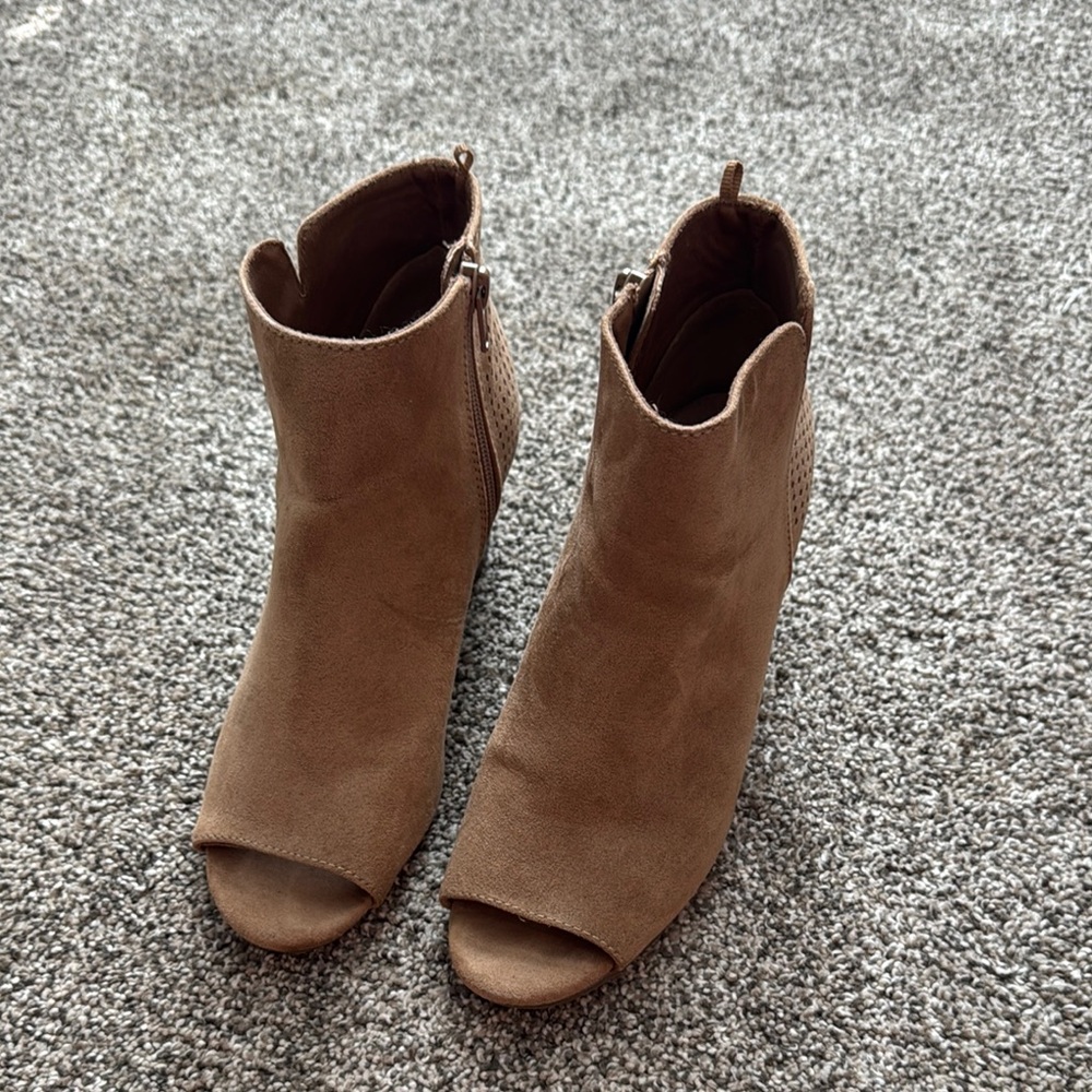 Old Navy Tan Ankle Booties with Suede Finish